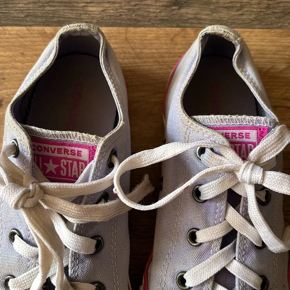 Converse All-Star purple pink casual shoes size 4 big girl